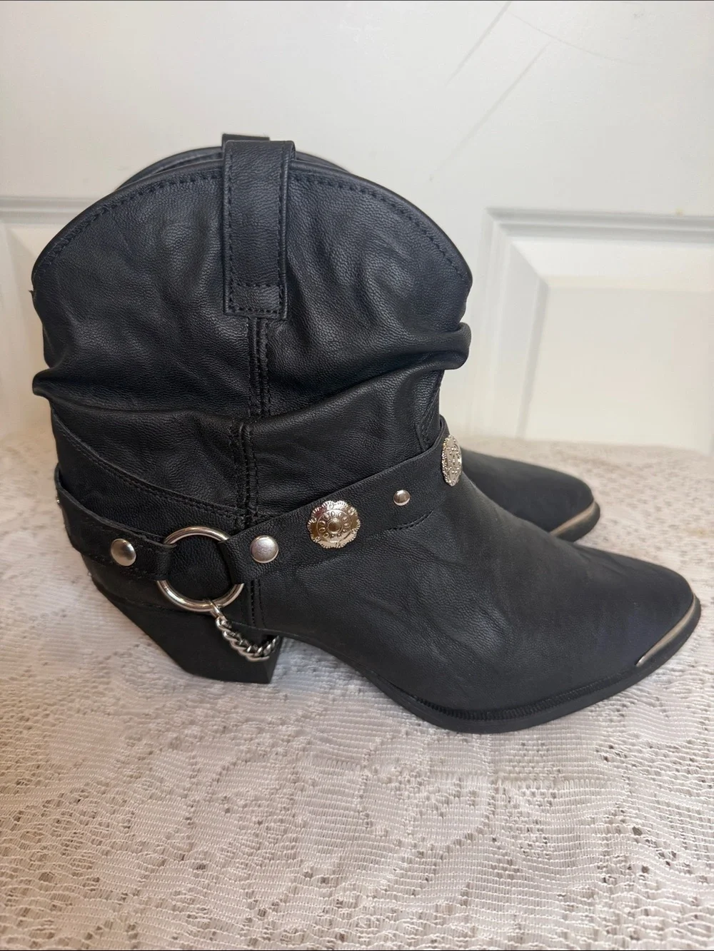 Dingo black Western Harness Cowgirl Ankle Boots sz 7